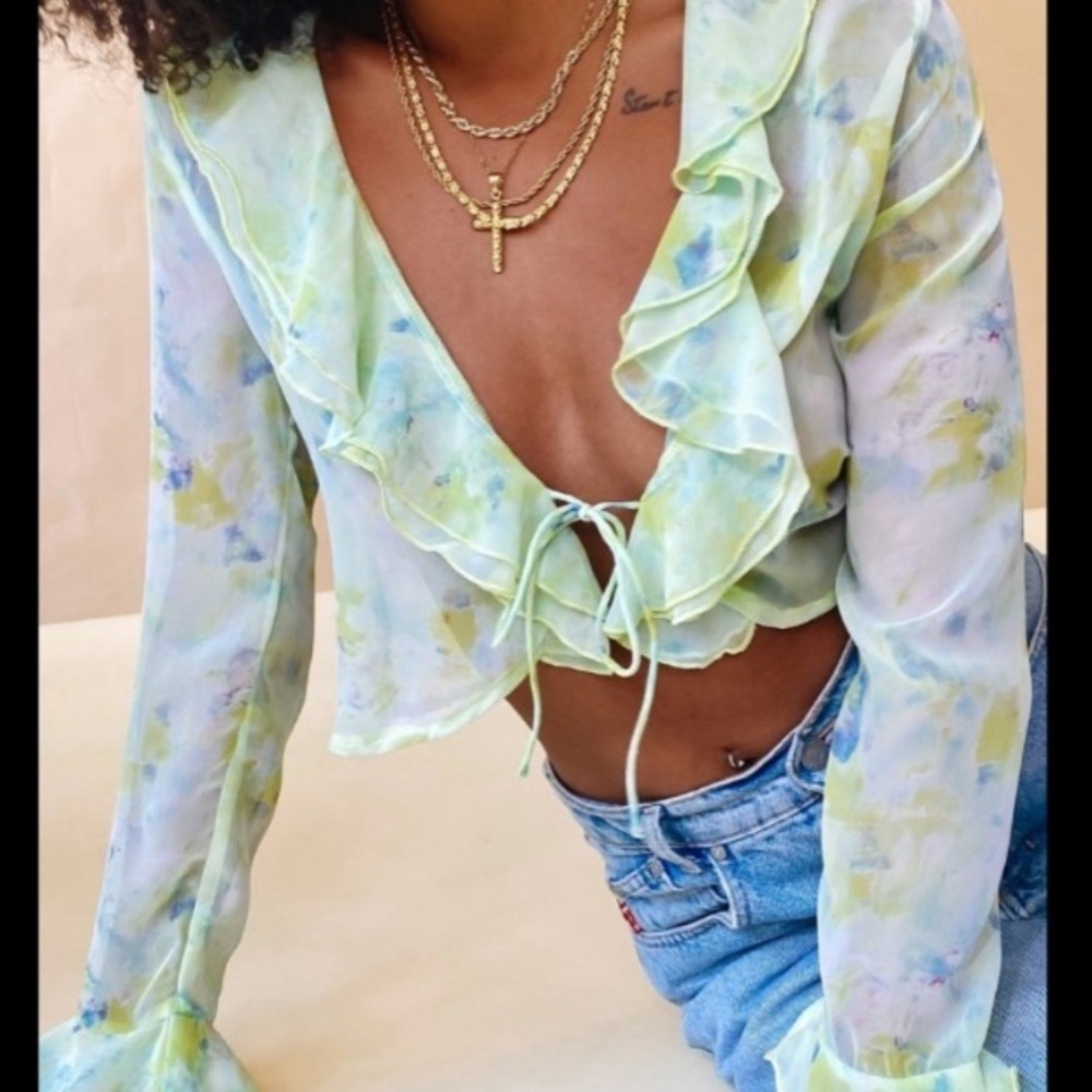 Verge Girl top